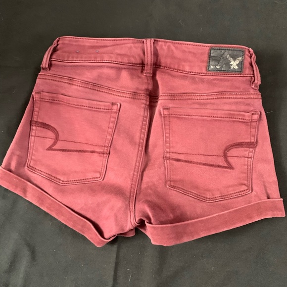 American eagle burgundy jean shorts - Picture 2 of 5